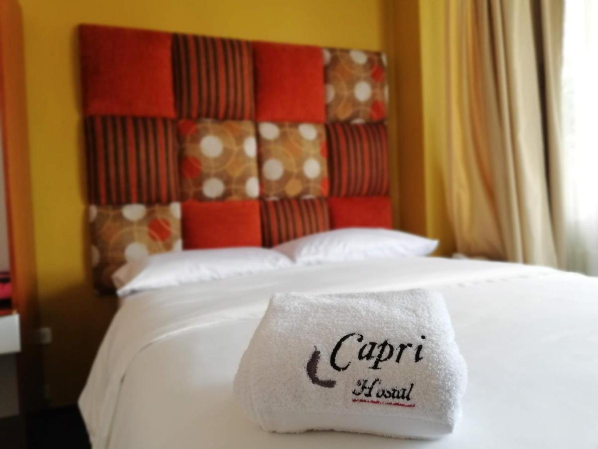 Hostal Capri Quito Exterior photo