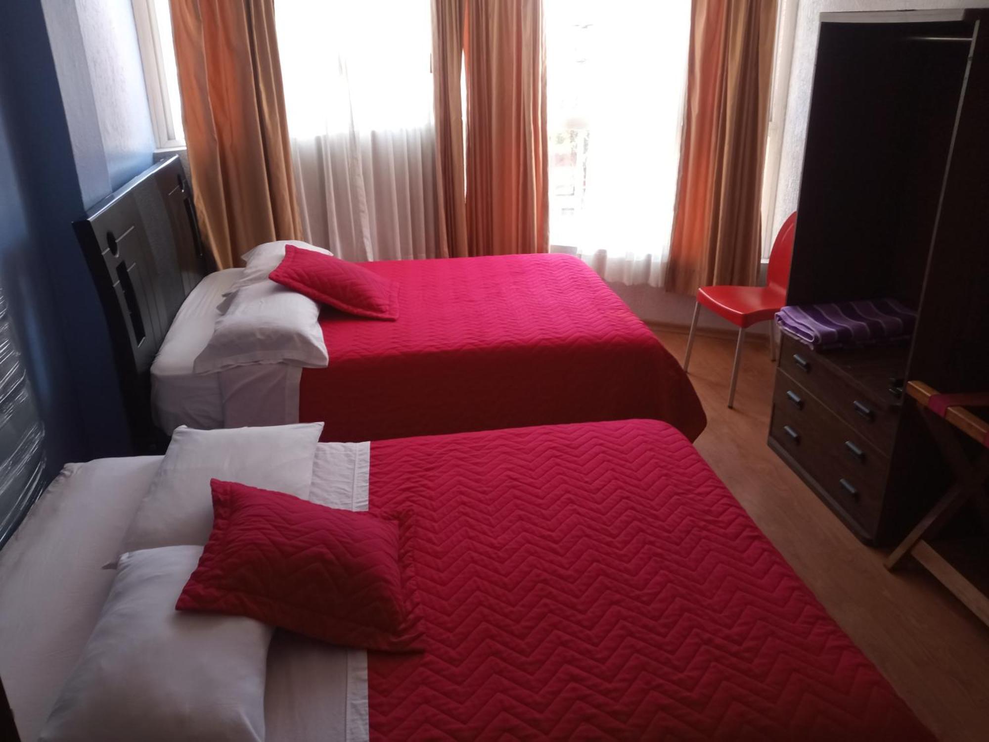 Hostal Capri Quito Room photo