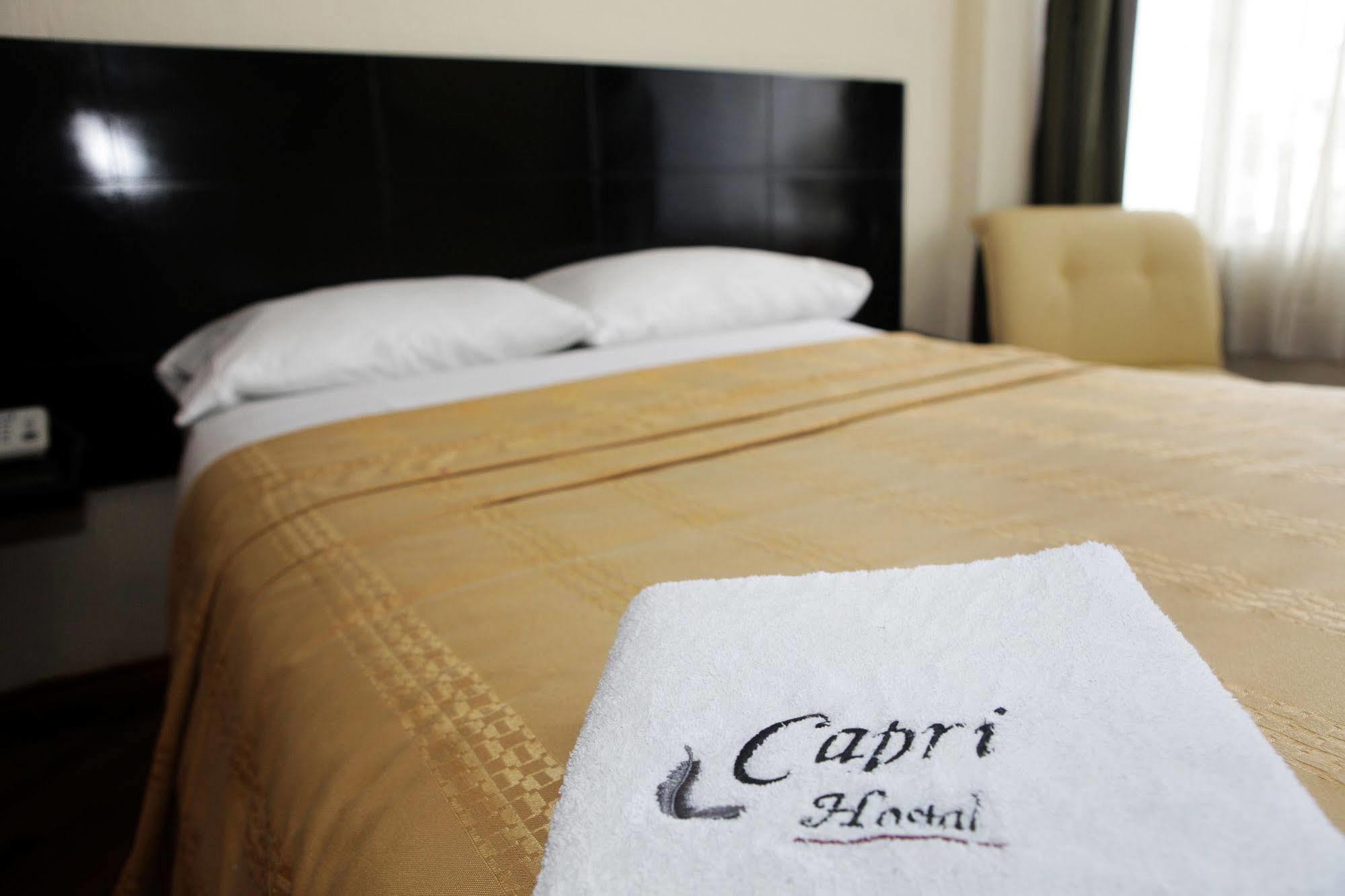 Hostal Capri Quito Exterior photo