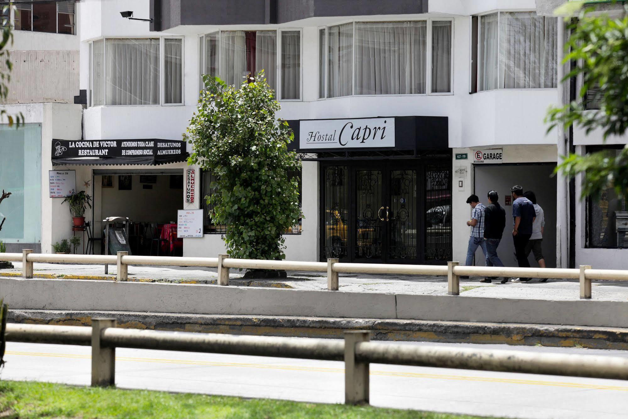 Hostal Capri Quito Exterior photo